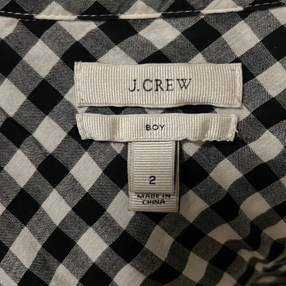 Button down - Picture 2 of 2